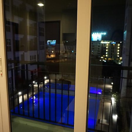 Pool View Room The Prio Chiang Mai Esterno foto