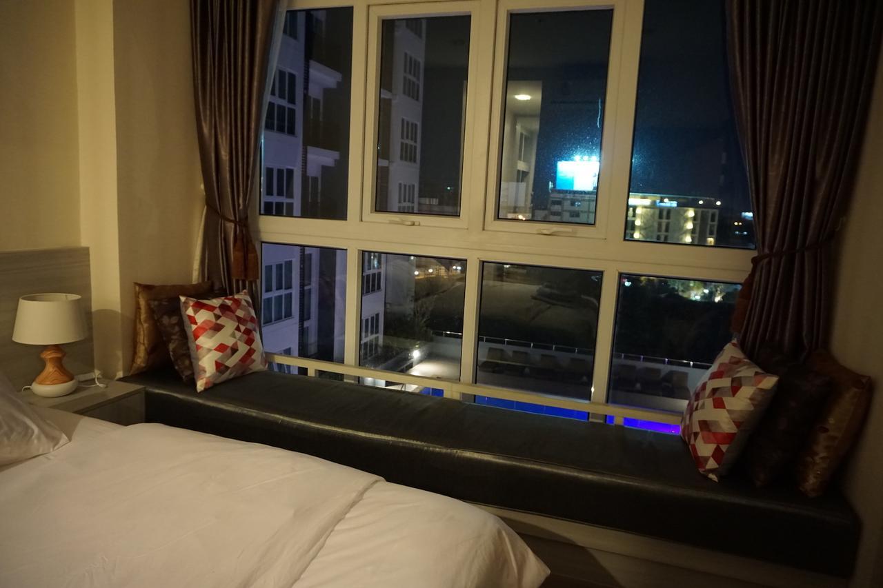 Pool View Room The Prio Chiang Mai Esterno foto