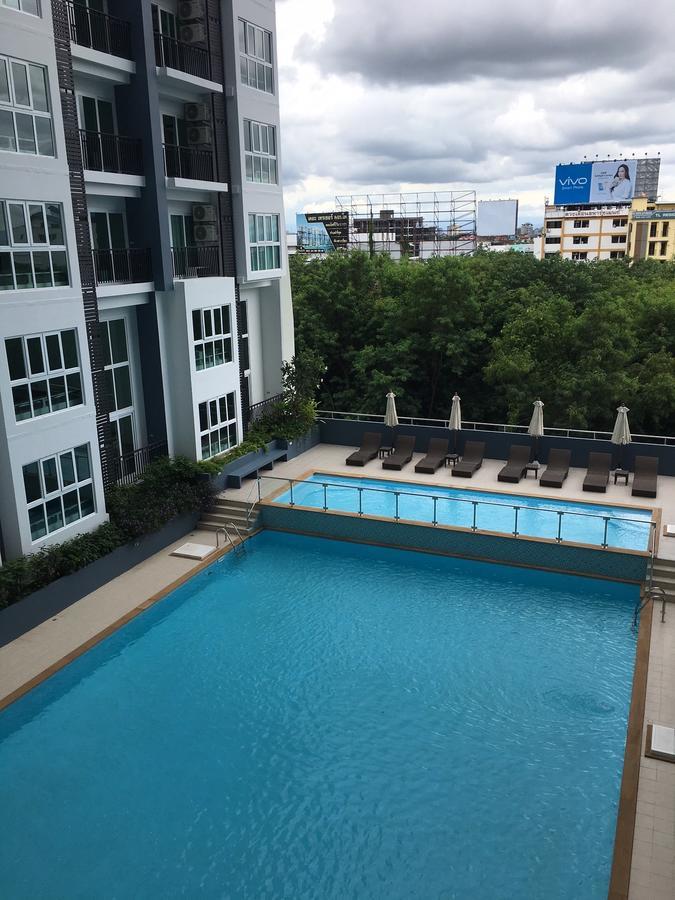 Pool View Room The Prio Chiang Mai Esterno foto